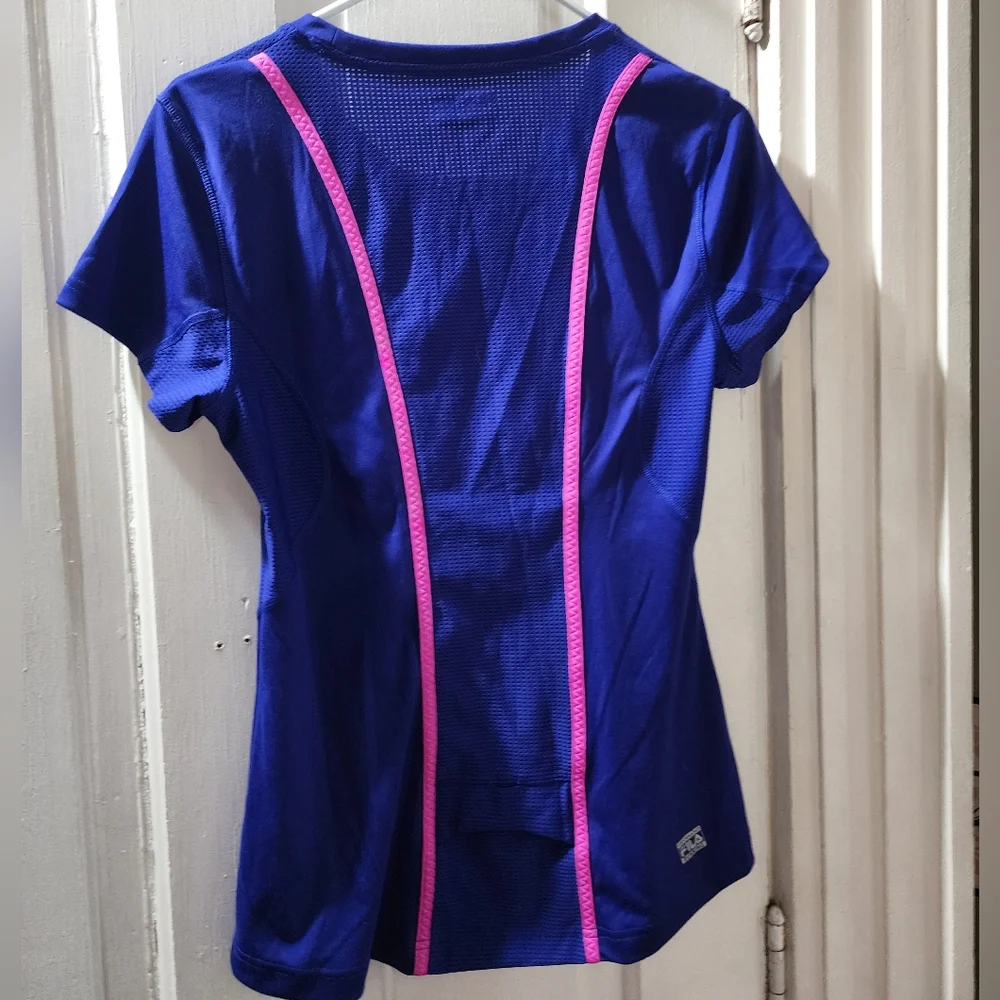 Fila Blue Athletic Running T-Shirt with Pink and Green Accents In Size Medium - Picture 6 of 14